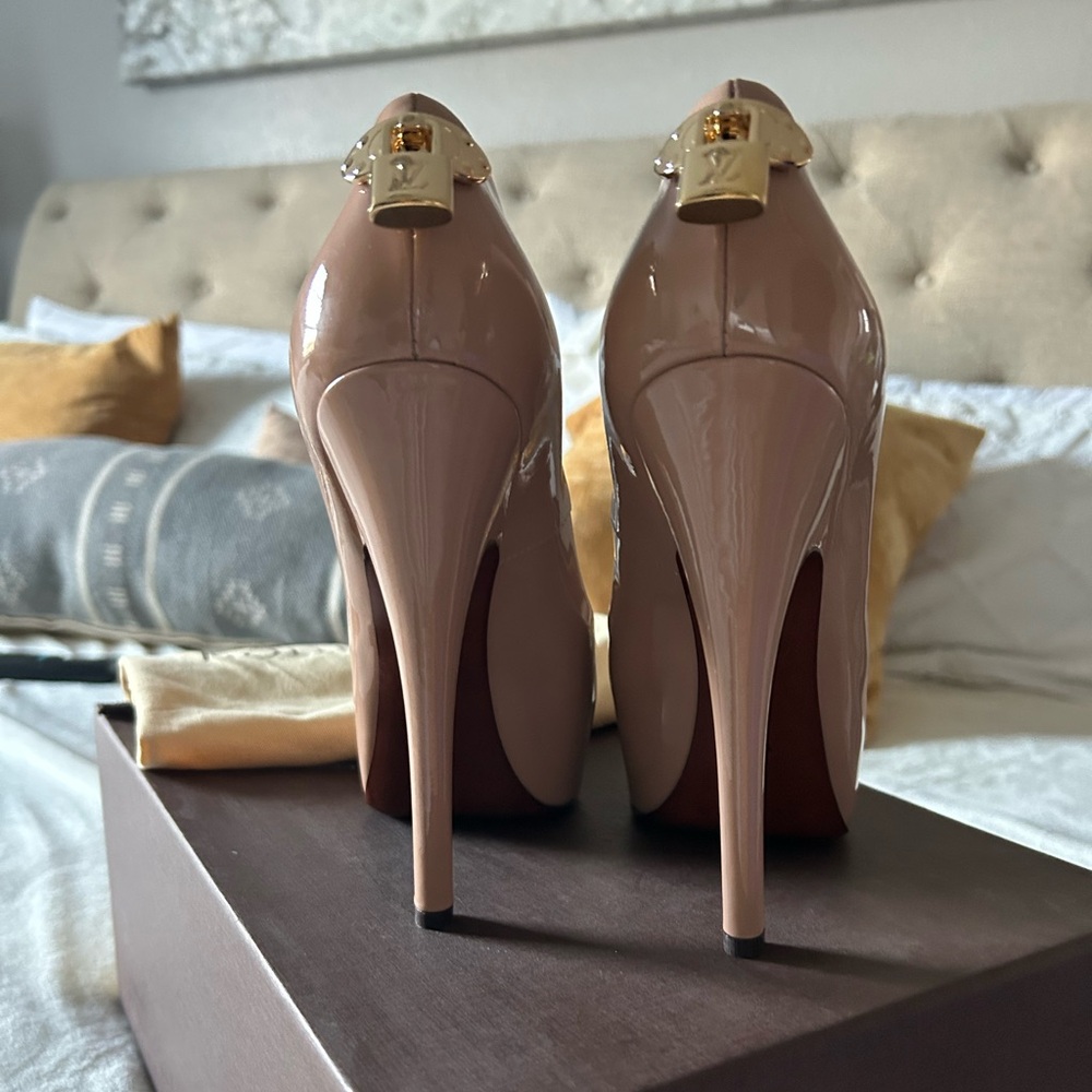 Louis Vuitton Heels - Picture 2 of 4